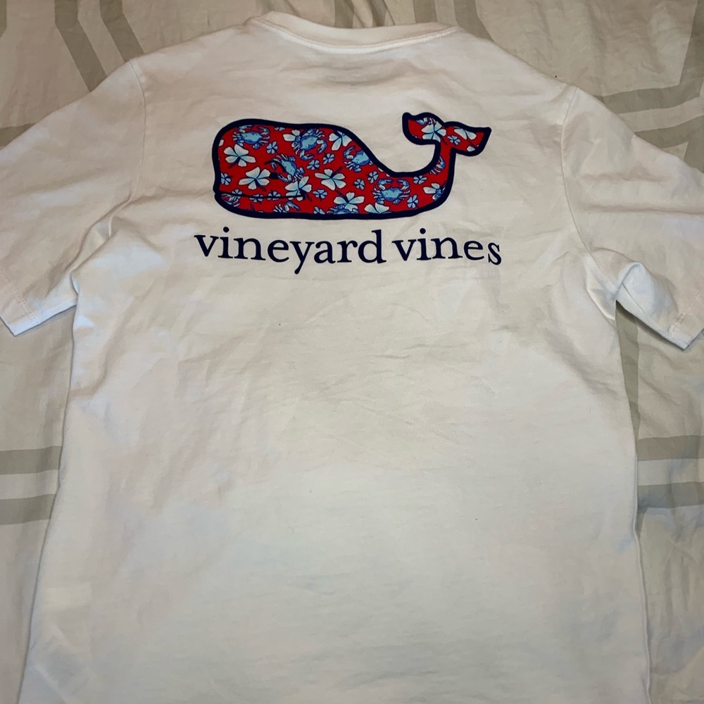 💥SALE🌞White Vineyard Vine Tee